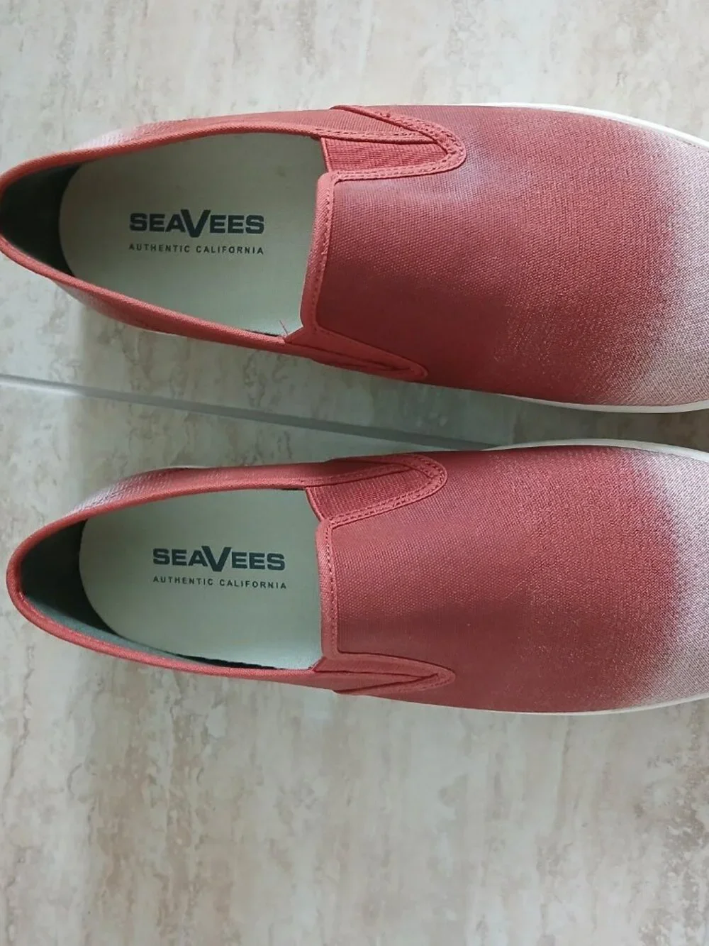 Seavees like new! red and white slip on size 11